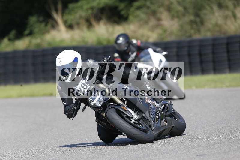/44 09.08.2025 Plüss Moto Sport ADR/Freies Fahren/79